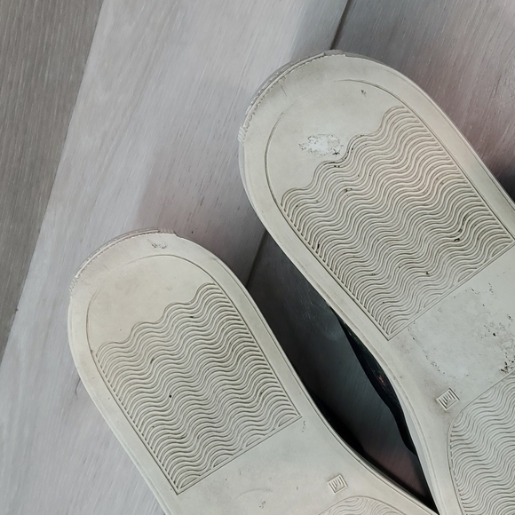 Givenchy Women Floral Skip On Slide Sneakers Made in Italy shoes sz 36/5.5 - Picture 11 of 16